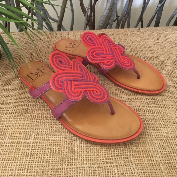 Diane Von Furstenberg Thong Woven Purple Red Sandals Size 6 - Picture 4 of 8